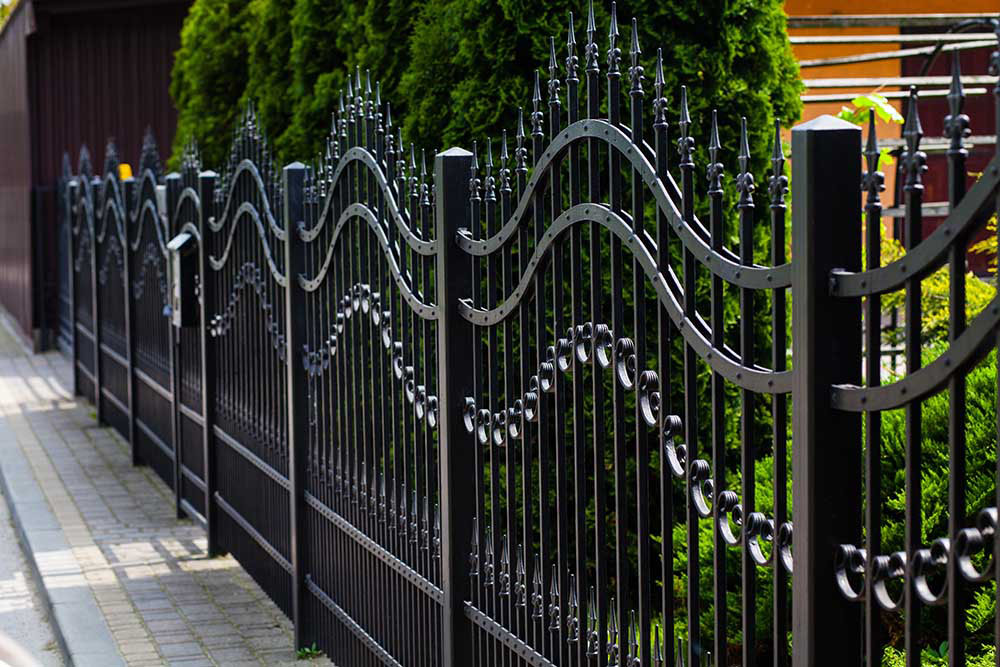 metal fence painters